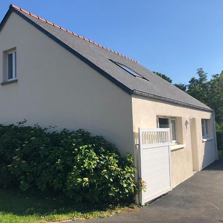 Bed and Breakfast Le Nid Du Franc Avranches Esterno foto