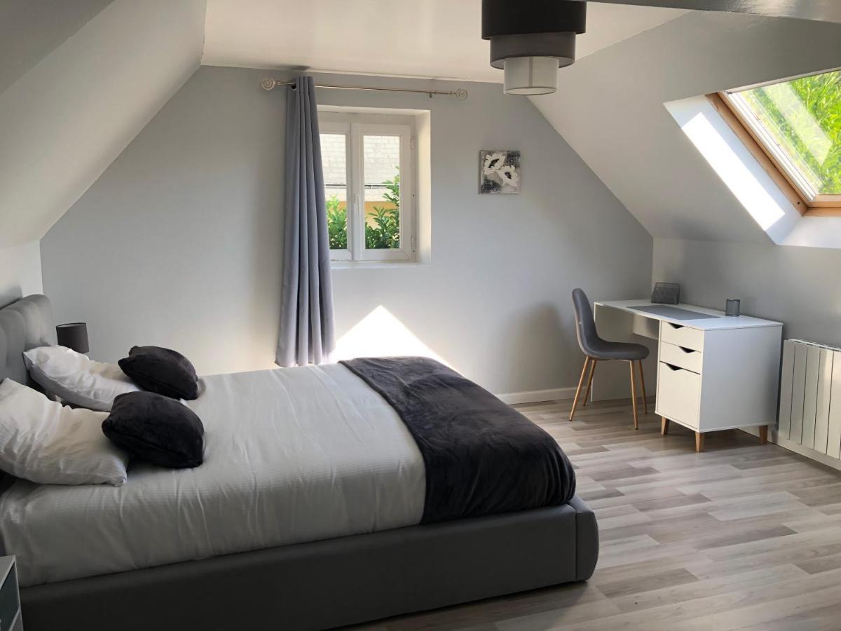 Bed and Breakfast Le Nid Du Franc Avranches Esterno foto